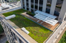 Resurgens green roof 255x165 - Resurgens Plaza