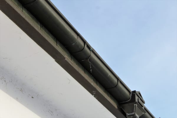 roof leak drainage issue
