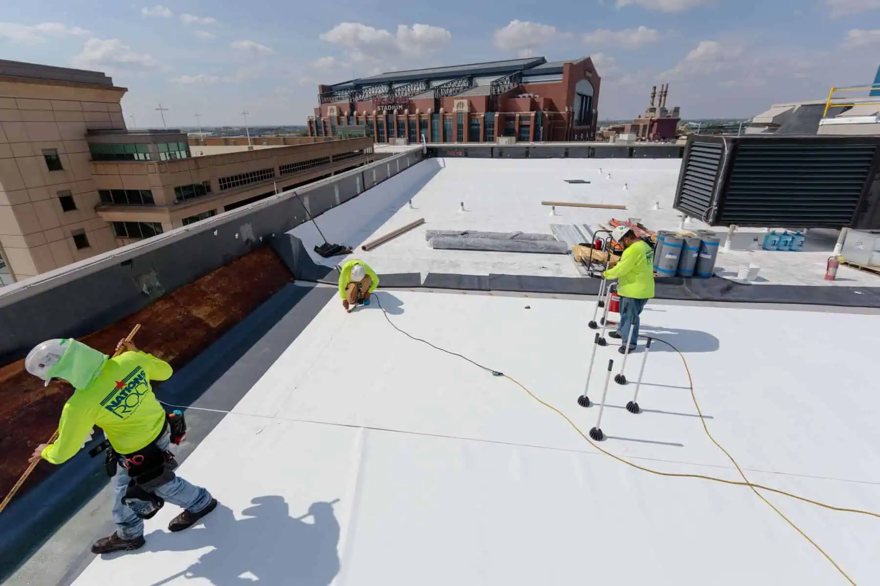 certified commercial roofing contractor