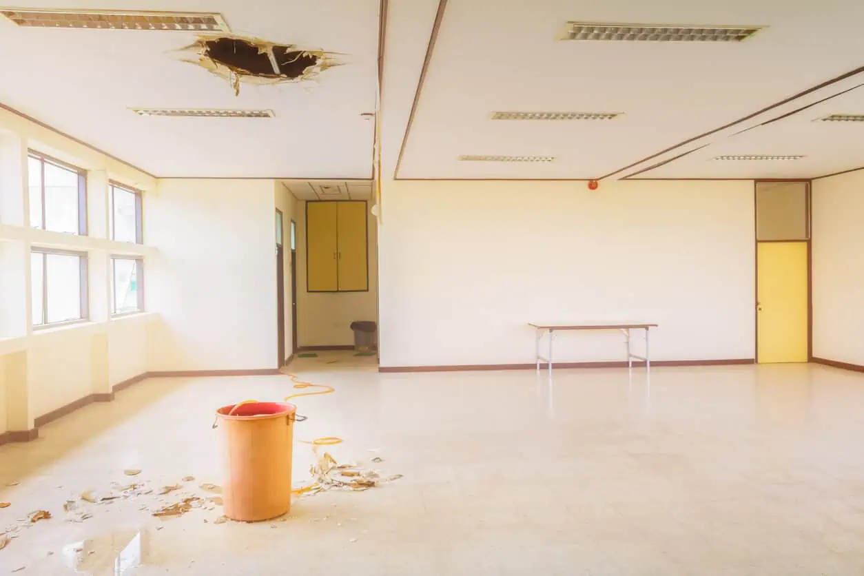 commercial roof leak repair